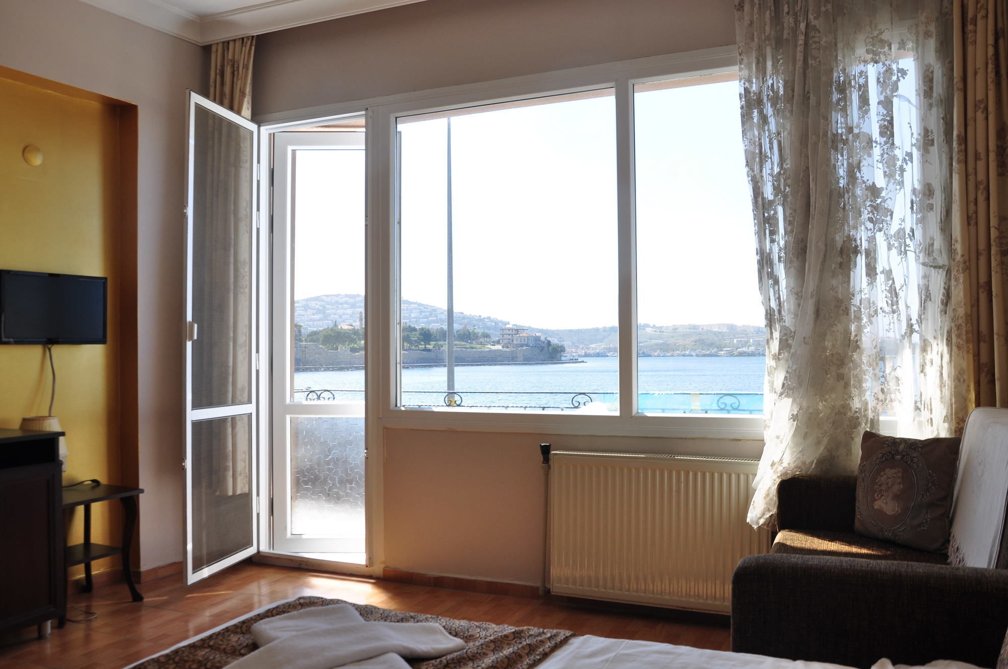 Foca Kumsal Hotel Екстер'єр фото