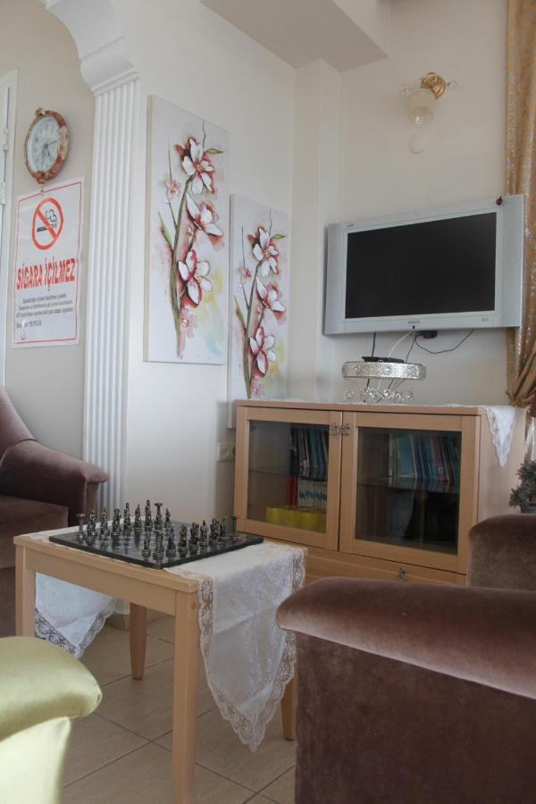 Foca Kumsal Hotel Екстер'єр фото